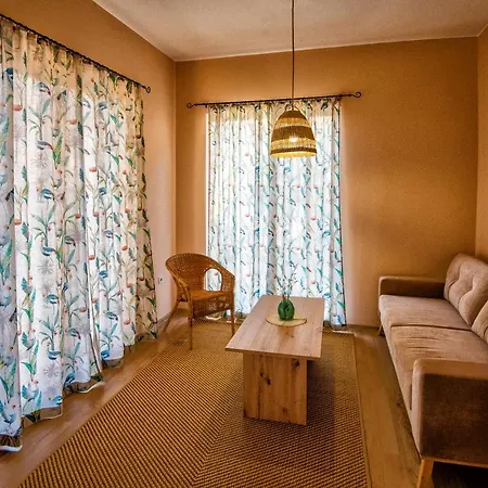 Villa Lahana House In Majestic Complex Pomorie