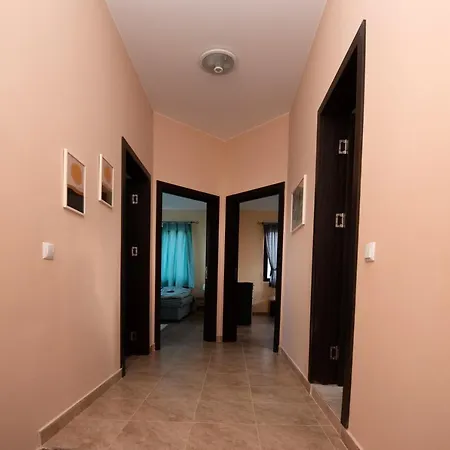 Lahana House In Majestic Complex Villa