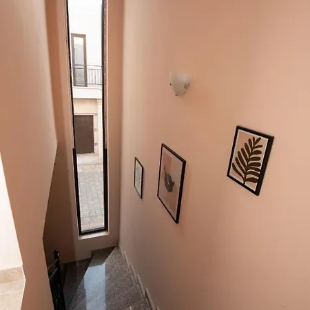 Villa Lahana House In Majestic Complex